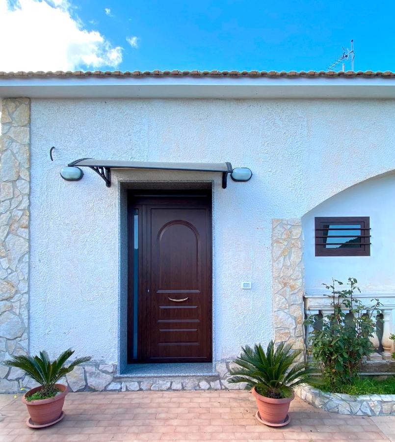 Villa Paola Avola Bagian luar foto